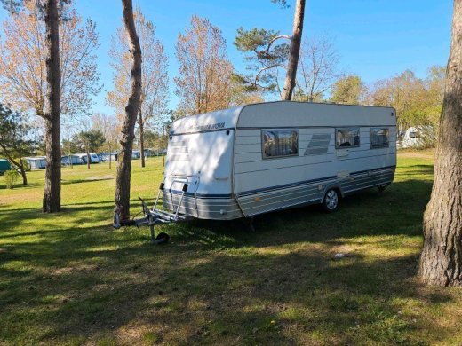 Karavan Hymer-Eriba Nova 540
