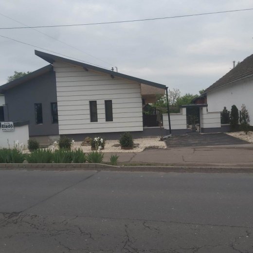 Poroszló fő út 121