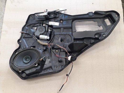 Mazda  6 mech. pravého zadného zdvíhača okien