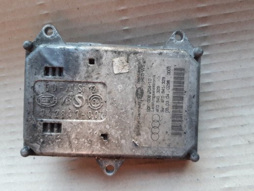 Audi a6  4F c6 elektronika na sledovanie rohov