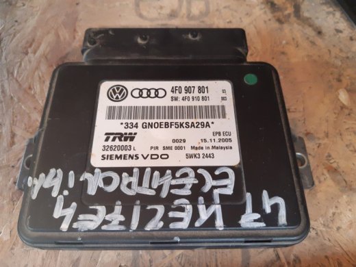 Audi a6  4F c6 elektronika ručnej brzdy