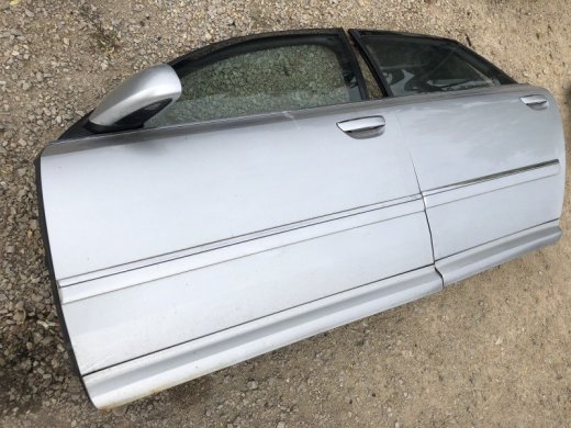 Audi a8 d3  ľavé  dvere