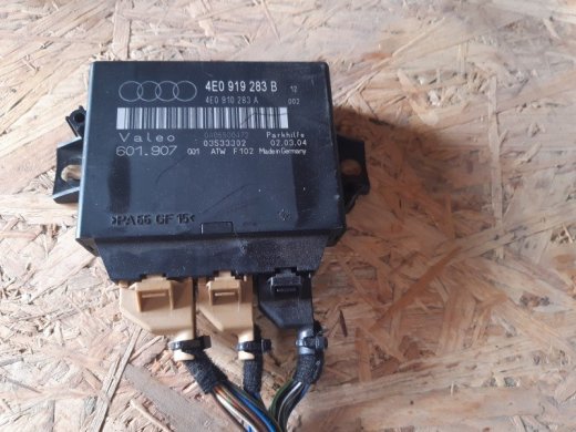 Audi a8d3 elektronika riadenia cuvacieho kameru