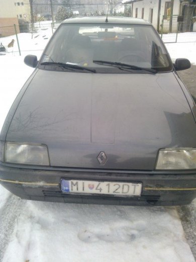 Na predaj v dobrom stave mam este dve auta