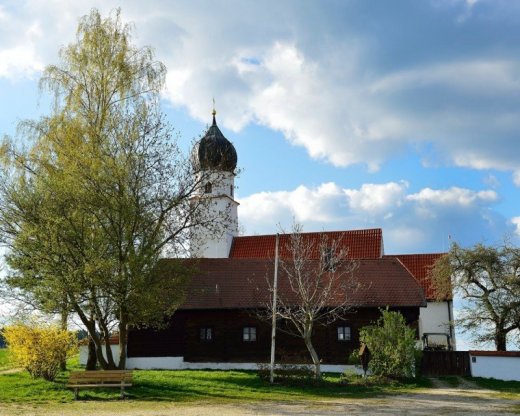 Opatrovatelka, opatrovatel, zdravotna asistentka