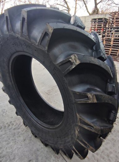 Traktorové pneumatiky 16,9-30 14PR Ozka KNK50 TT
