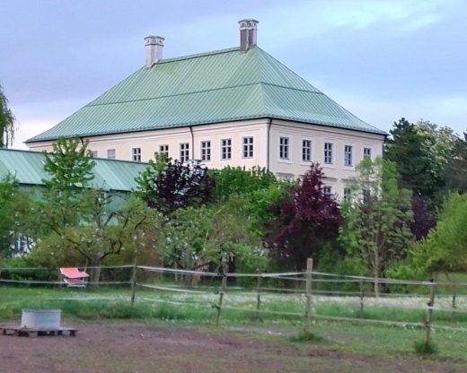 Opatrovatelka, opatrovatel, zdravotna asistentka