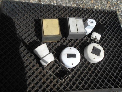 elektroinštalačný materiál + káble