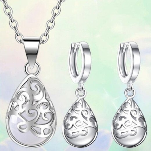 Set s príveskom kvapky s ornamentami