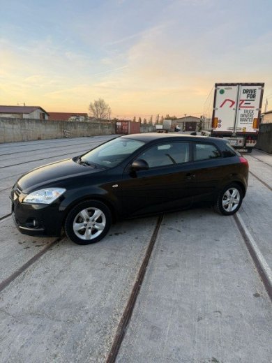 Kupim osobny automobil dodavku alebo valnik