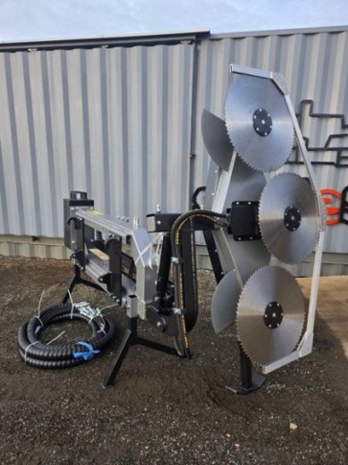 Jansen AS-600 Čelné nože na traktor
