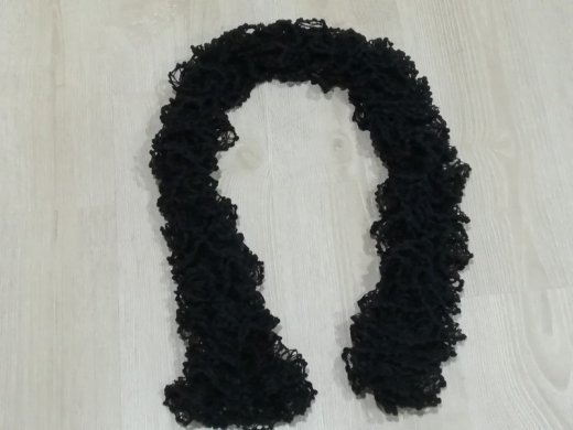 Volánkový šál 3