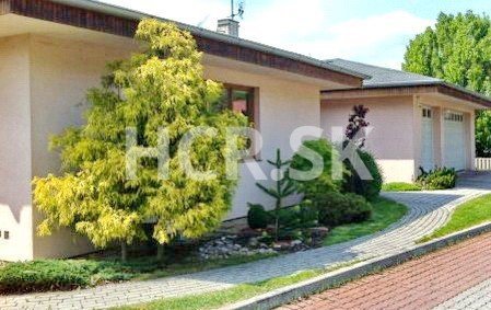 Luxusný bungalov, bazén - ID 1305022702