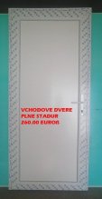 PLASTOVE VCHODOVE DVERE