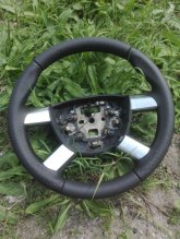 Kozeny volant FORD IHNED K ODBERU TOP