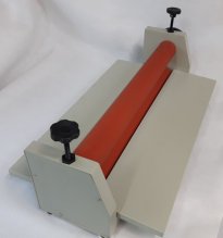 Rolový laminátor 650 mm, studená laminace manuál
