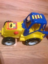 Traktor s vleckou
