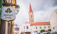 Odstúpenie prevádzky kaviarne, Zámočnícka