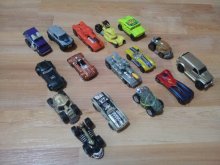 Predám sadu HotWheels autíčok