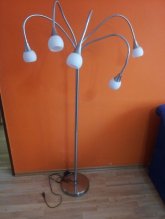 Predám obývačkovú stojanovú lampu