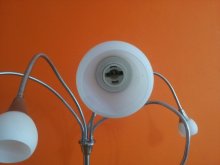 Predám obývačkovú stojanovú lampu