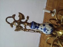 Starobilý holandský porcelánový luster,funkčný
