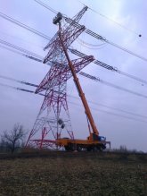 Plošina 45metrov bočný dosah 32metrov nosnosť 550k