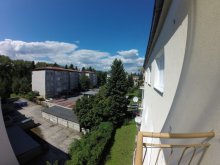 Predám 2 izbový byt v širšom centre ZV