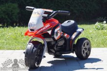 Malá detská elektrická motorka pre deti od 1 roka