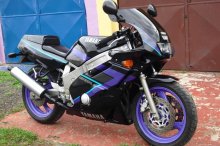 YAMAHA FZR 600 GENESIS - 1.majitel - KRÁSNÁ