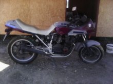 SUZUKI 750 GS