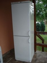 Kombinovaná chladnička s mrazničkou