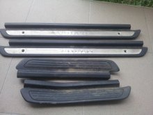 Volvo diely - komplet dverové prahy