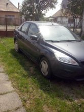 Predam ford focus r.2008 na ND v celku