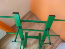 PREDÁM STOJAN NA ZÁVAŽIA ČINIEK A JEDNORUČIEK