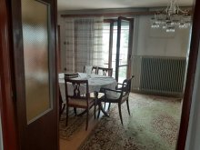Poschodový rodinný dom na predaj v tichej uličke