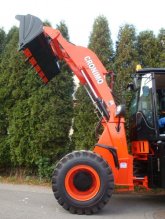 Kolový nakladač CR20 - 2000 kg - 53 kW, 4x4