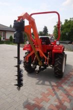 Půdní vrták CR12 za traktor