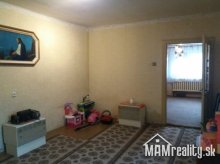 ZNÍŽENÁ CENA Rodinný dom len 5 minút od Malaciek