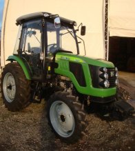 Traktor ZOOMLION CR754 s kabinou - 75 Hp, 4x4
