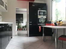 Predám 3 izbový byt s balkónom v Leviciach.