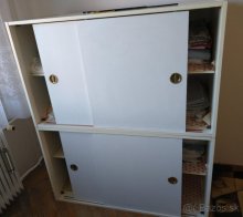 Satnikove skrine a dve ulozne skrinky