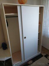 Satnikove skrine a dve ulozne skrinky