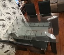 Kuchynsky stol a 4 stolicky