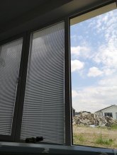 ŽALÚZIE A SIEŤKY PROTI HMYZU