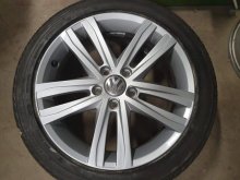 orig. Volkswagen Jetta Touran 90% letni pneu