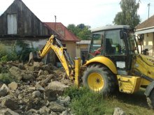 Zemné a výkopové práce bagrom New Holland