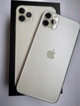 PREDÁM iphone 11 max pro 256 gb / silver