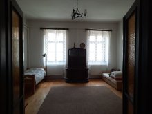 Mestansky byt  v Mosonmagyaróvári 5 izbovy153 m2