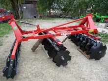 poľnohospodárské stroje